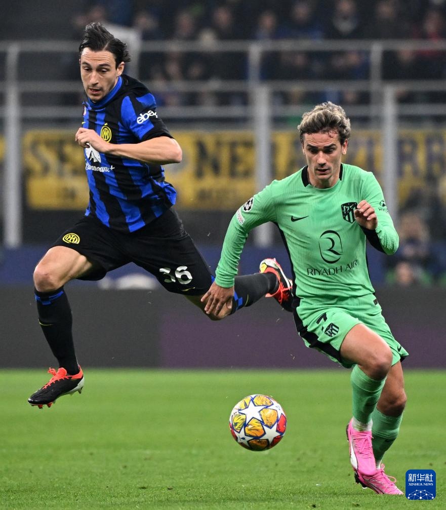 阿斯报：皇马希望与维尼修斯续约，双方正在努力达成最终协议